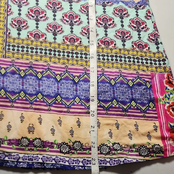 Johnny Was Like NEW Multicolor Floral Patchwork Tank Top XXS - Picture 6 of 9